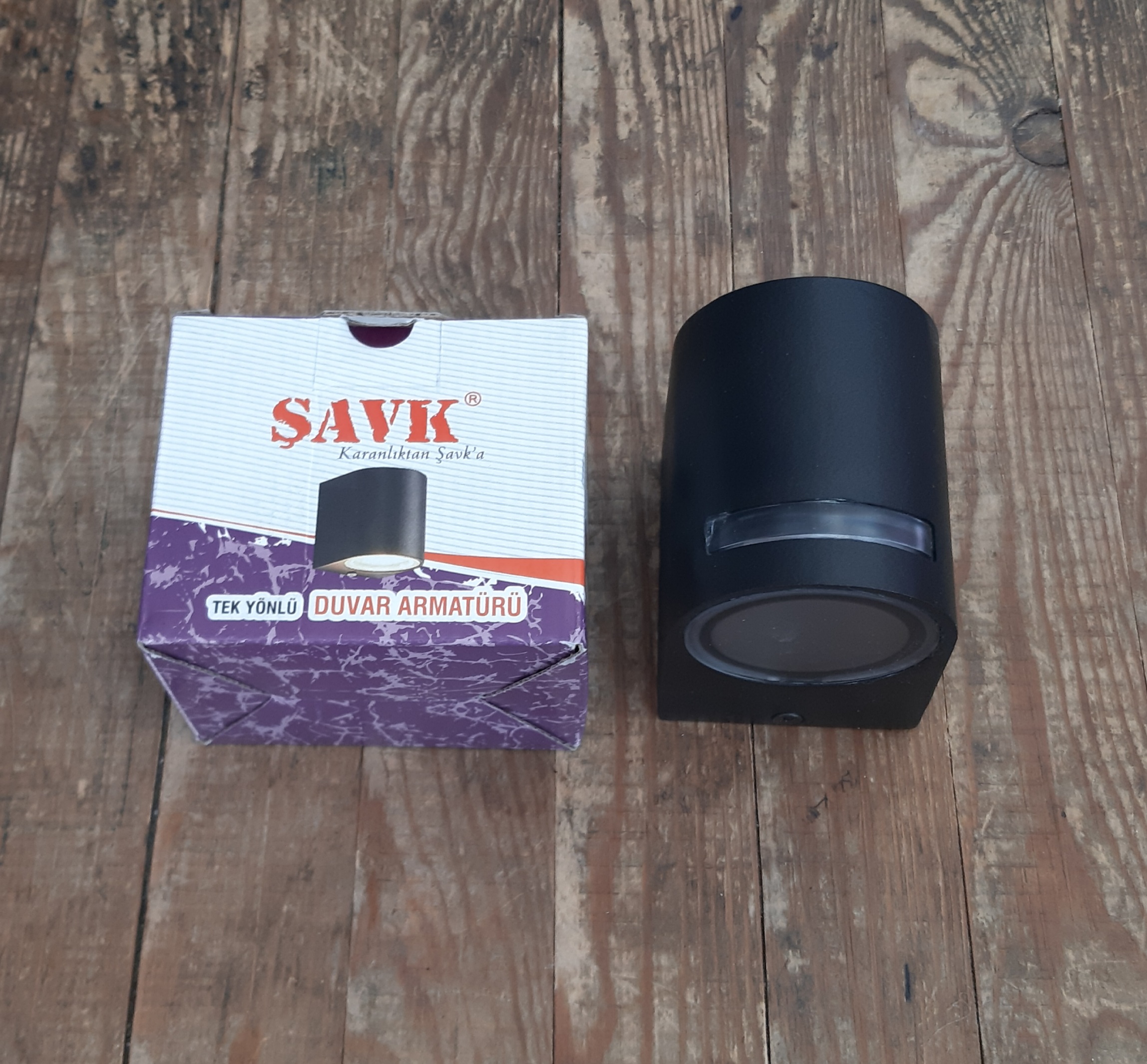 OVAL SİYAH TEK YÖNLÜ IŞIK SÜZMELİ DUVAR ARMATÜRÜ ŞAVK TR